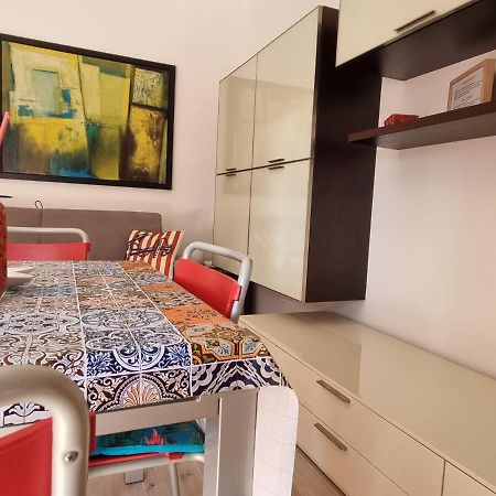 Sea View Apartment With Swimming Pool Lido di Jesolo Exterior photo