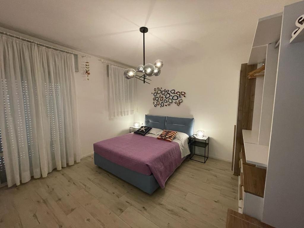 Sea View Apartment With Swimming Pool Lido di Jesolo Exterior photo